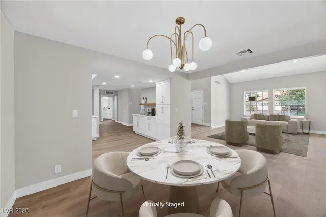 $599,987 | 327 Esquina Drive, Henderson, NV 89014