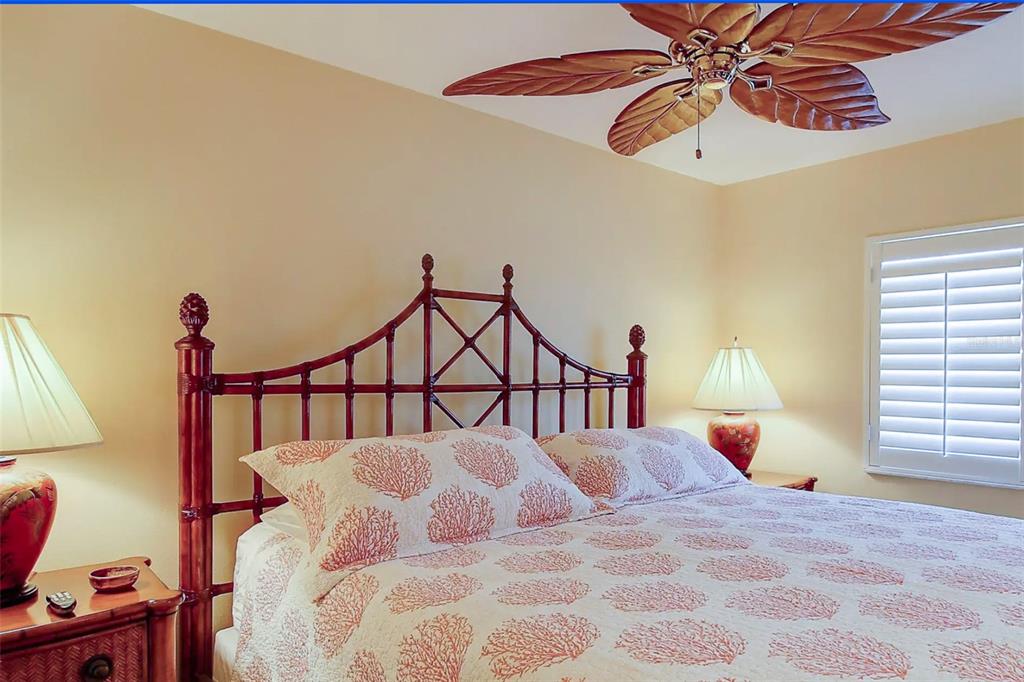 711 Beach Road, Unit 102 Sarasota, FL 34242 - Photo 12 of 21 Gallery Image 12