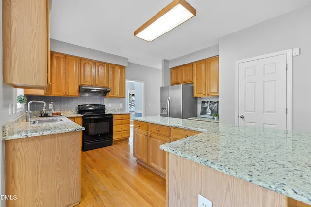 $658,499 | 310 New Parkside Drive, Chapel Hill, NC 27516