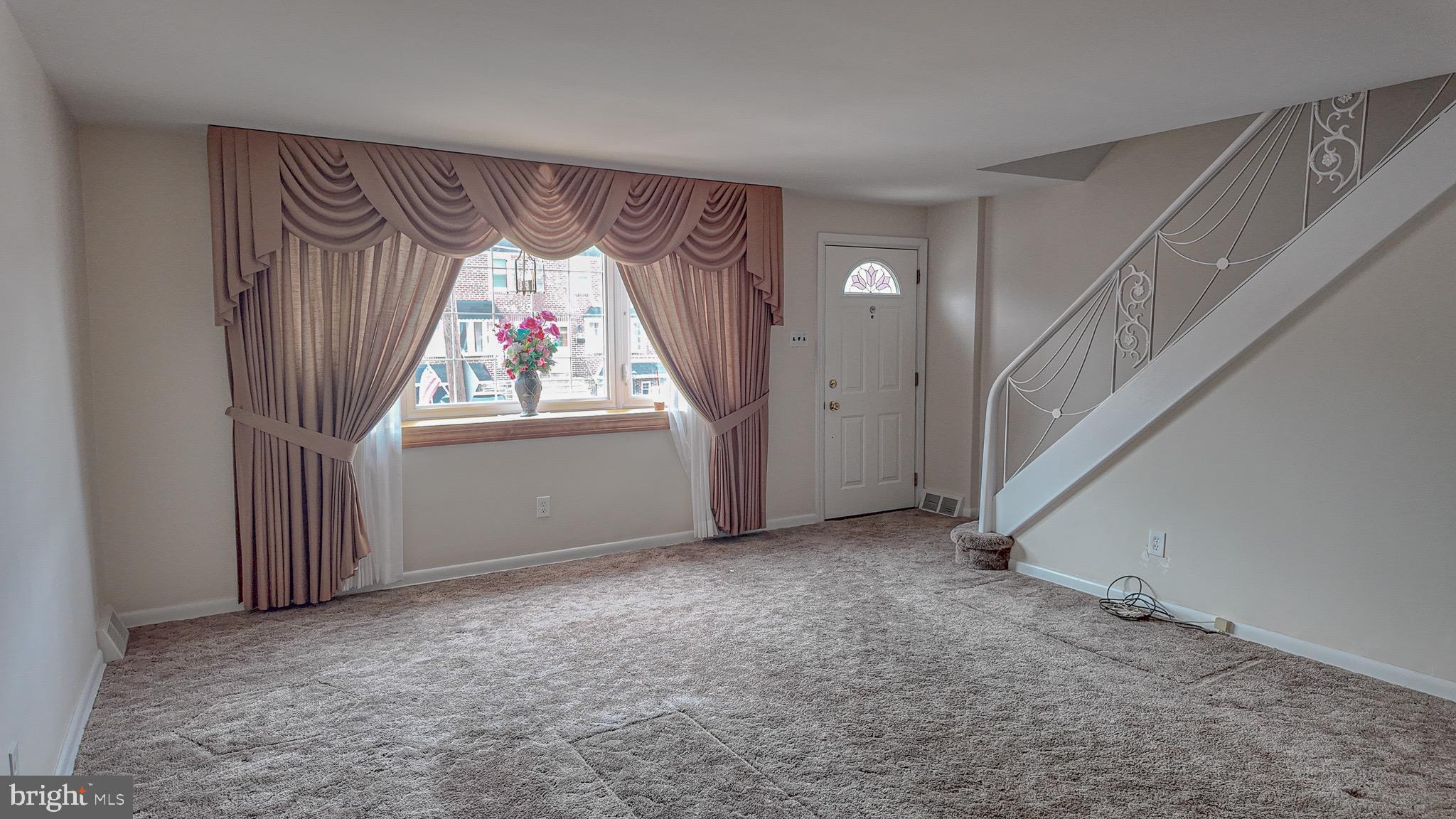11718 Denman Road Philadelphia, PA 19154 - Photo 2 of 24