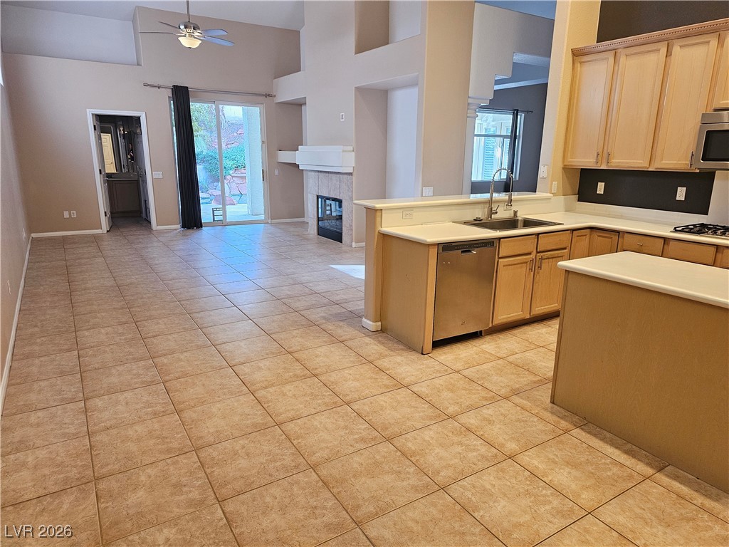 2246 Summerwind Circle Henderson, NV 89052 - Photo 9 of 44