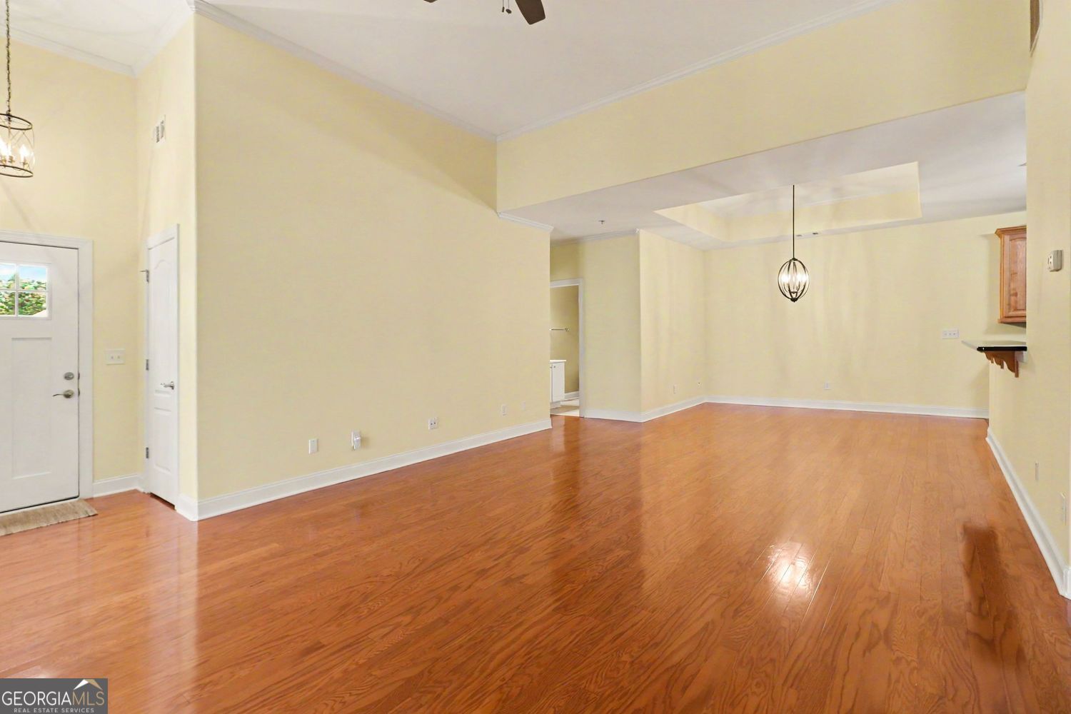 303 Commonwealth Circle Newnan, GA 30263 - Photo 7 of 35