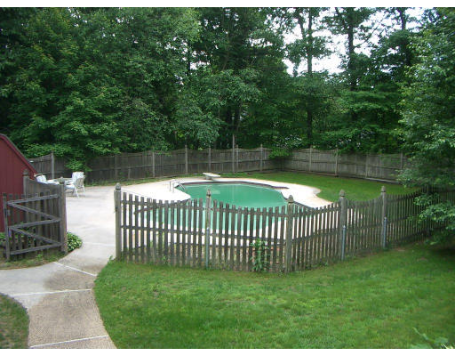 39 Neck Hill Road Mendon, MA 01756 - Photo 26 of 30 Gallery Image 26