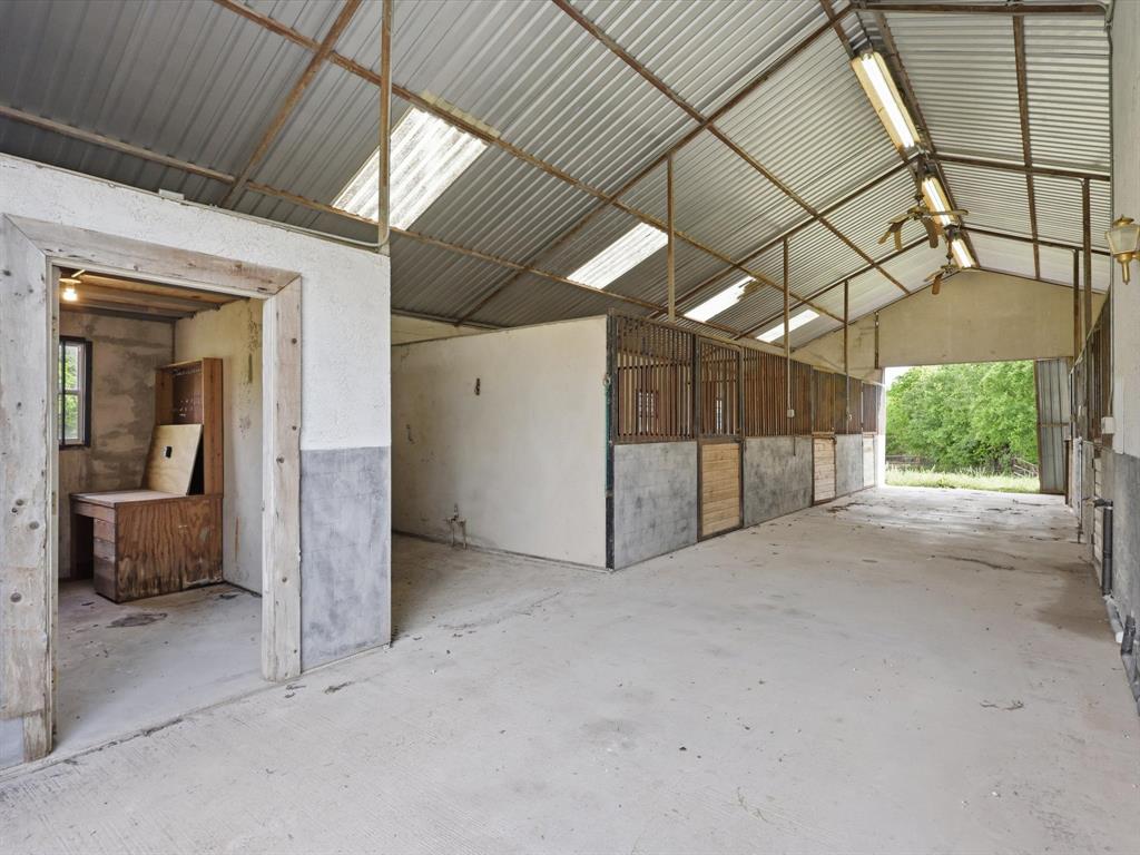 12735 Old Weatherford Road Aledo, TX 76008 - Photo 27 of 40