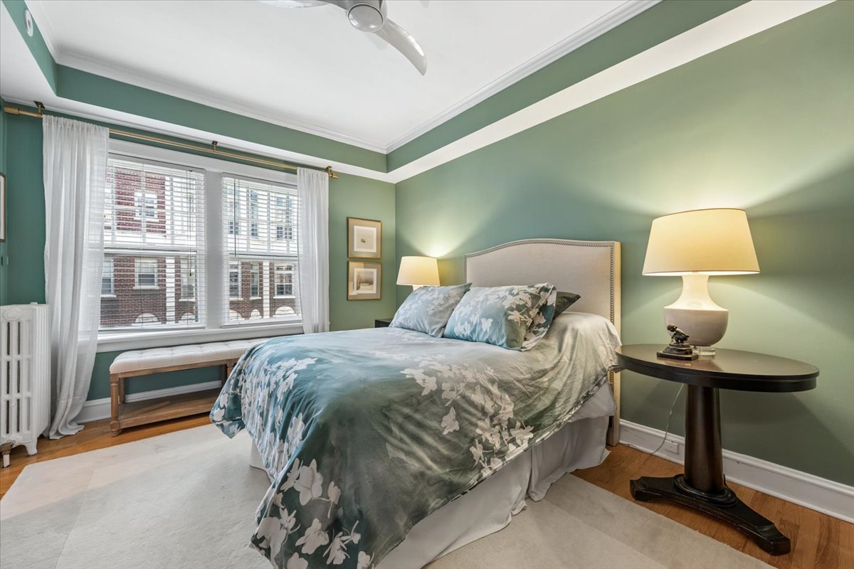 486 Sheridan Road, Unit 2 Evanston, IL 60202 - Photo 10 of 20 Gallery Image 10