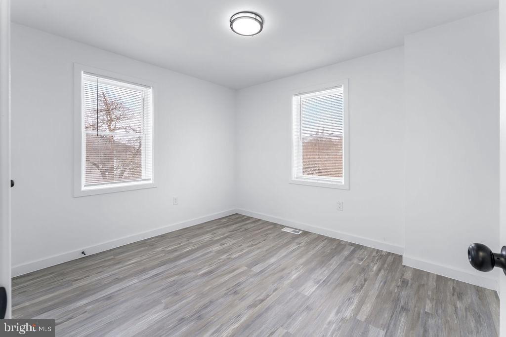 302 4th Avenue Halethorpe, MD 21227 - Photo 14 of 38