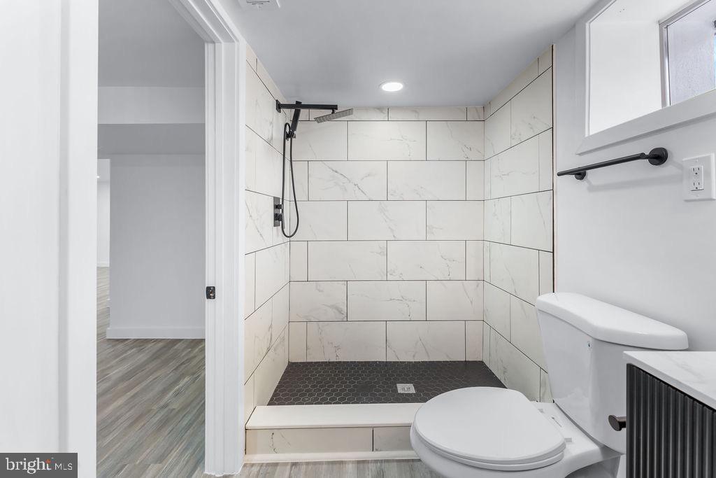 302 4th Avenue Halethorpe, MD 21227 - Photo 30 of 38