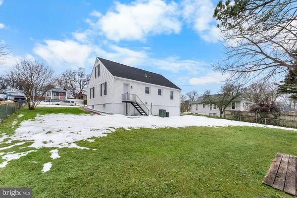 $415,000 | 302 4th Avenue, Halethorpe, MD 21227