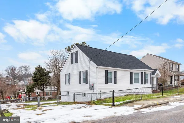 $415,000 | 302 4th Avenue, Halethorpe, MD 21227