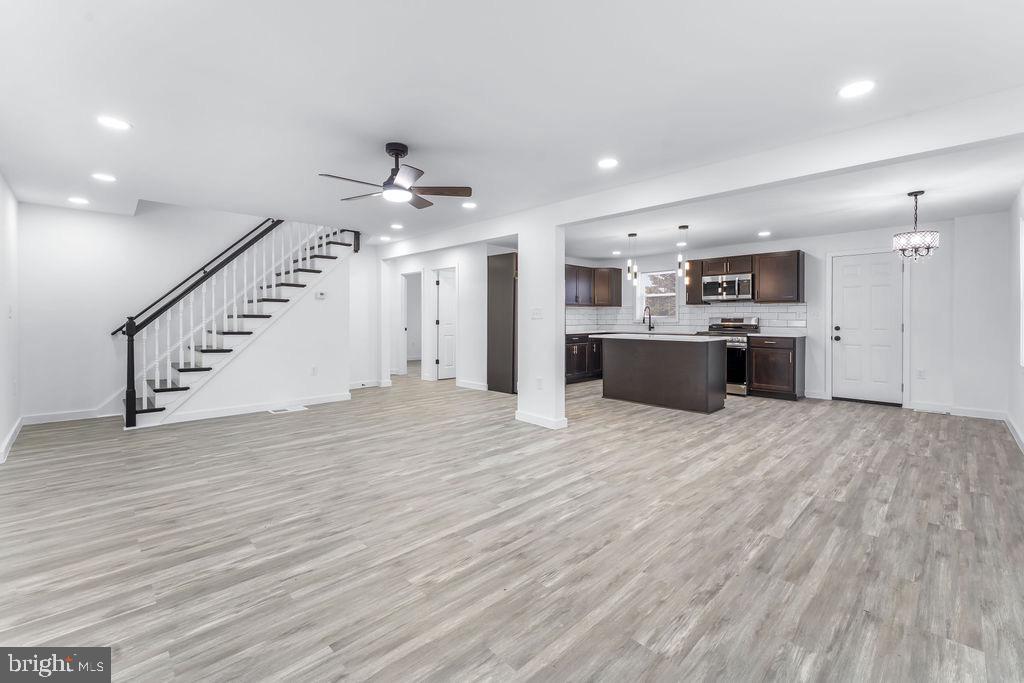 302 4th Avenue Halethorpe, MD 21227 - Photo 6 of 38