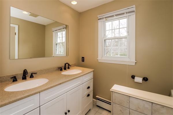 468 Frank Smith Road Longmeadow, MA 01106 - Photo 16 of 27 Gallery Image 16