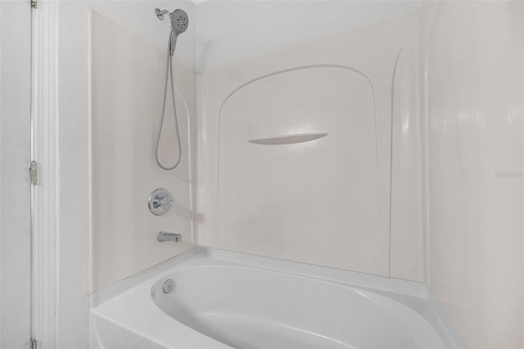 6928 Hawthorne Trace Lane Riverview, FL 33578 - Photo 25 of 38