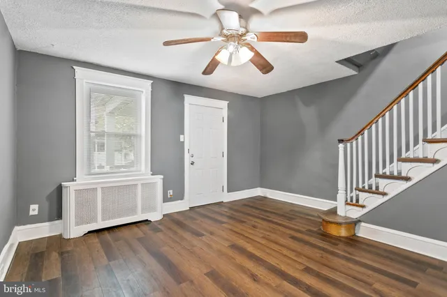 $1,625 | 7253 Clinton Road, Upper Darby, PA 19082