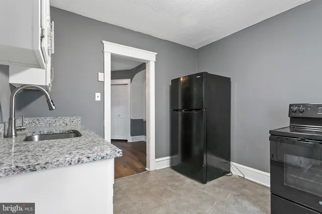 $1,625 | 7253 Clinton Road, Upper Darby, PA 19082