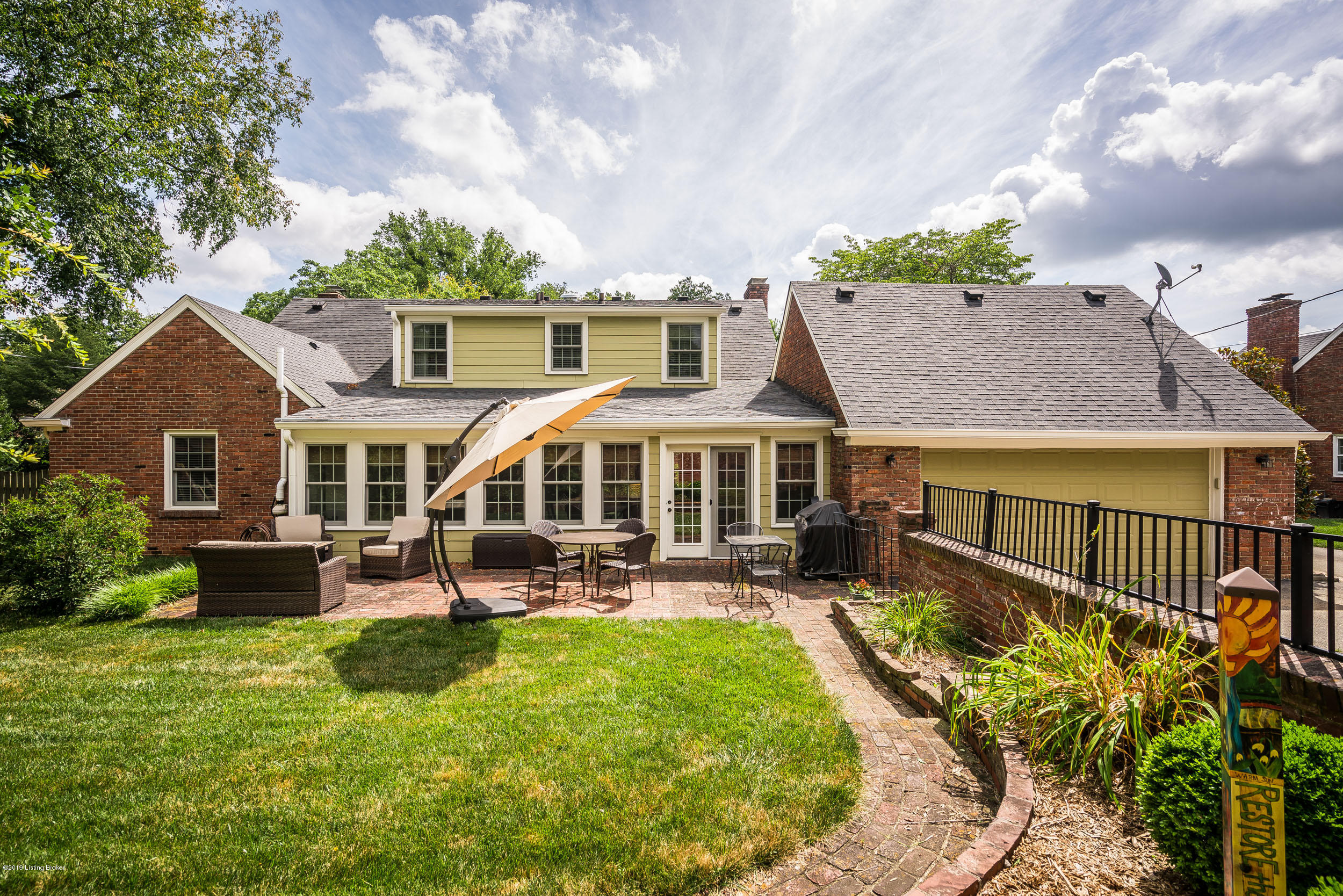 210 Choctaw Road Louisville, KY 40207 - Photo 9 of 54 210 Choctaw Rd-09