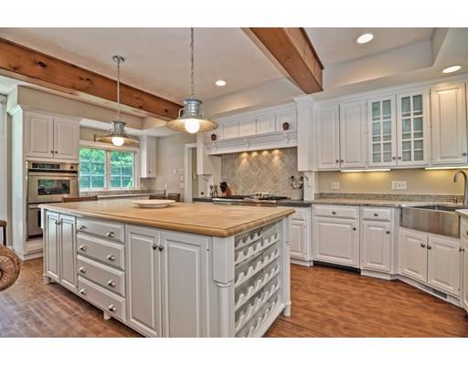 22 Rhodes Street Plainville, MA 02762 - Photo 11 of 42 Gallery Image 11