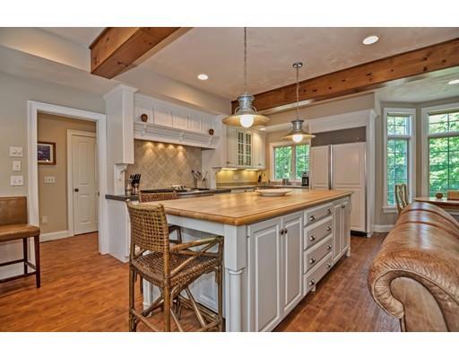 22 Rhodes Street Plainville, MA 02762 - Photo 12 of 42 Gallery Image 12