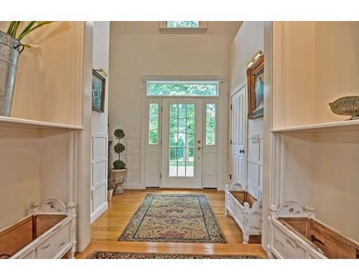22 Rhodes Street Plainville, MA 02762 - Photo 3 of 42 Gallery Image 3
