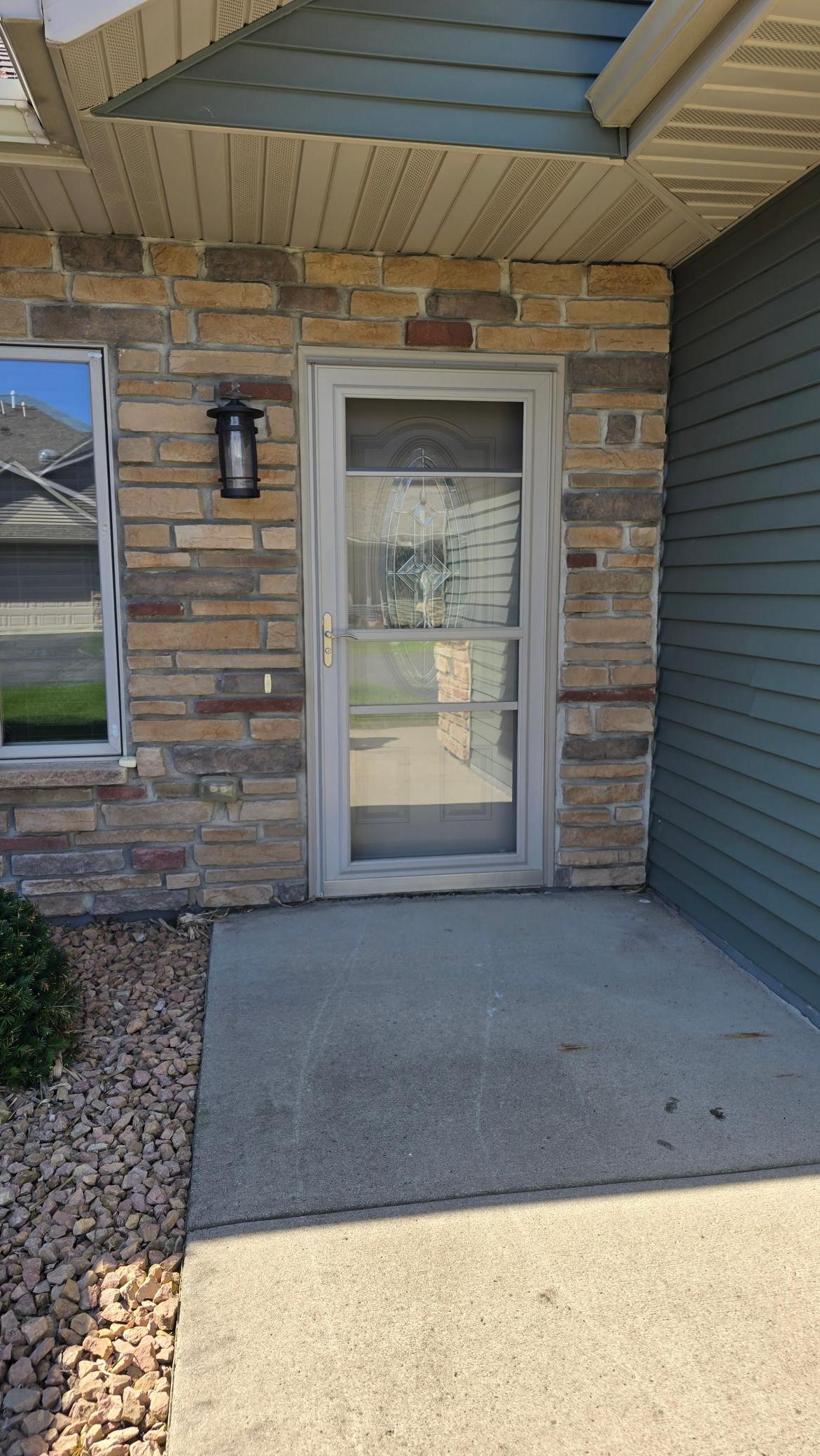 1614 Thunderbird Road Marshall, MN 56258 - Photo 2 of 8