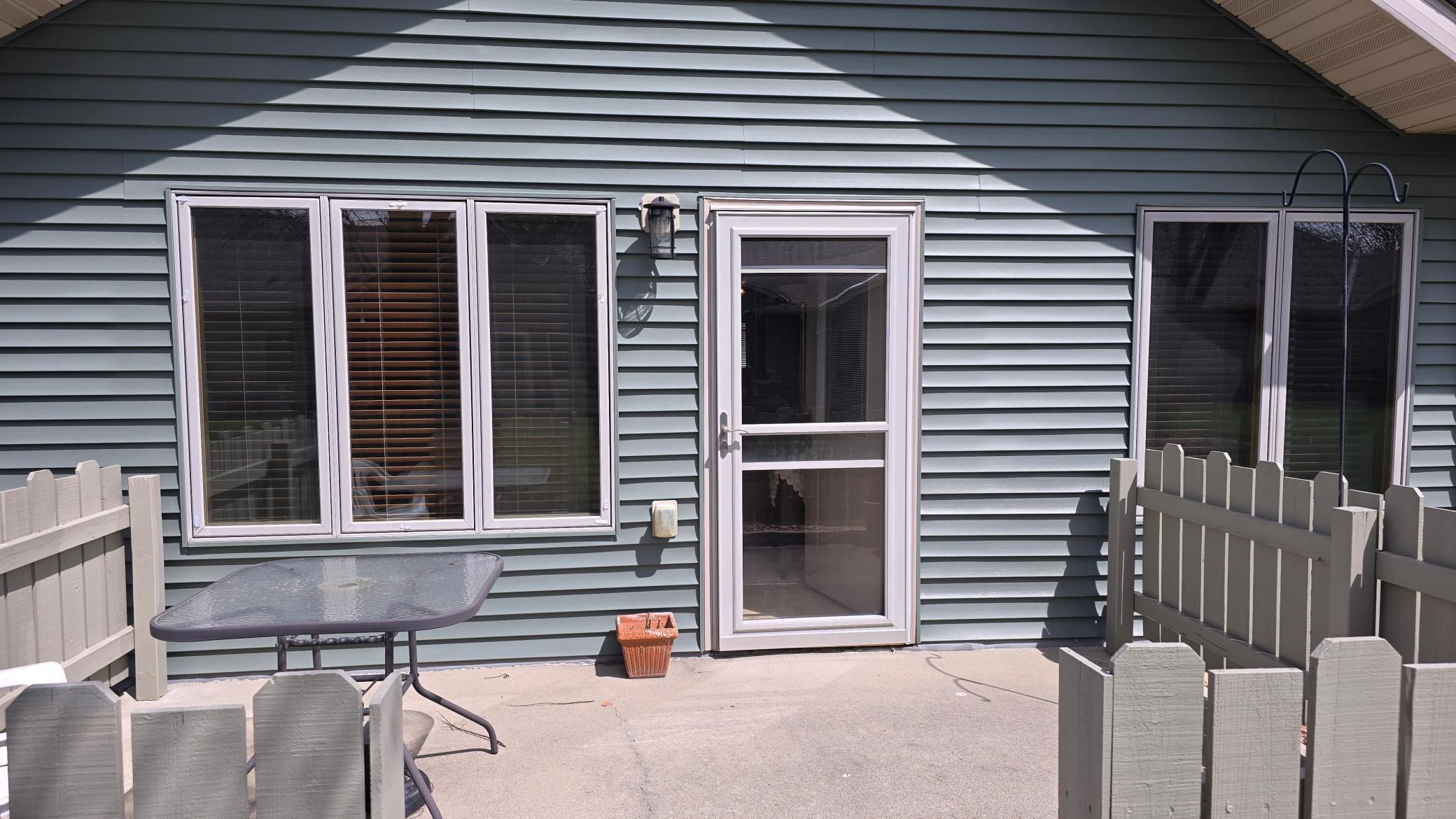 1614 Thunderbird Road Marshall, MN 56258 - Photo 7 of 8