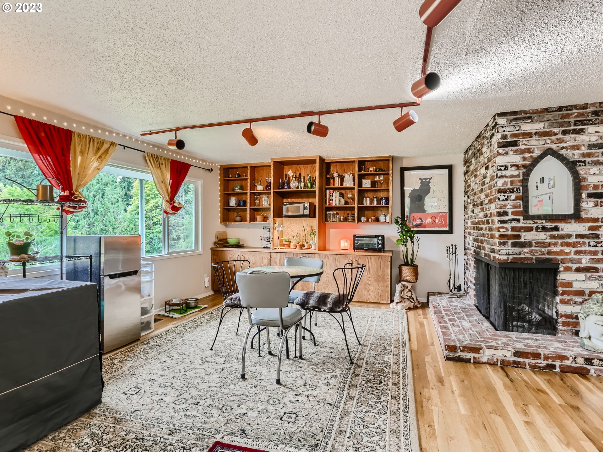7130 Southwest Gable Park Road Portland, OR 97225 - Photo 23 of 28 Family Room