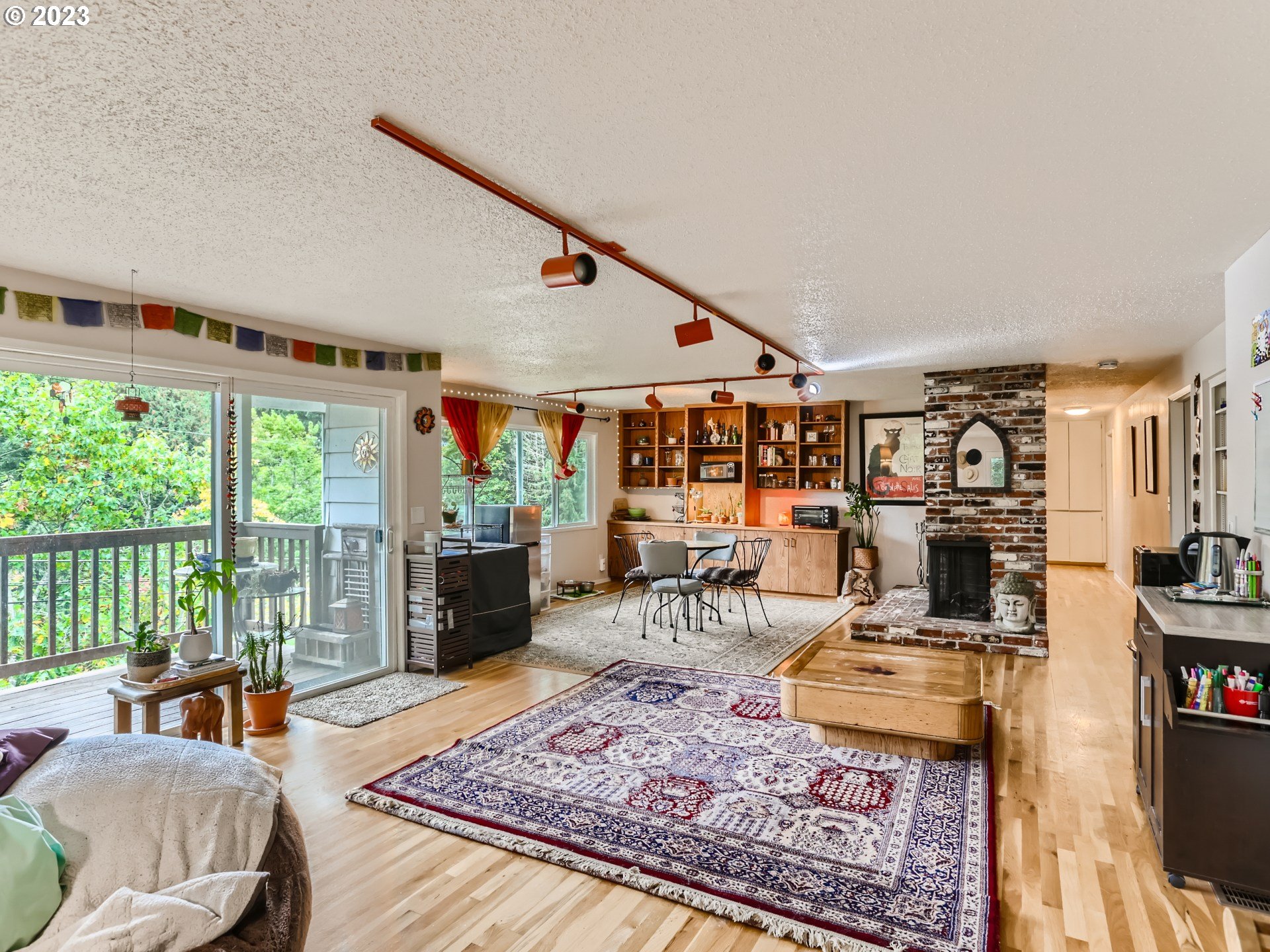 7130 Southwest Gable Park Road Portland, OR 97225 - Photo 24 of 28 Family Room