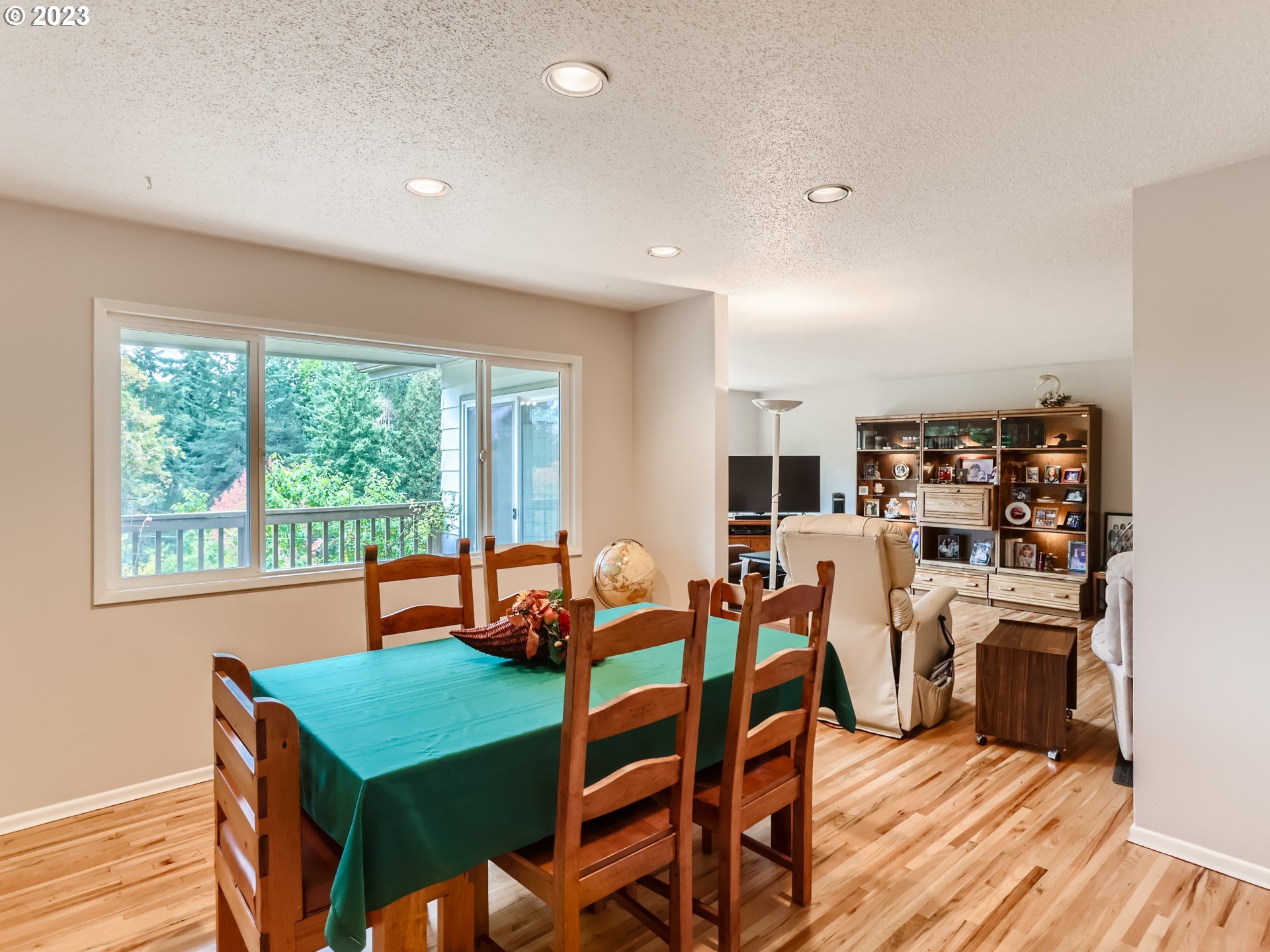 7130 Southwest Gable Park Road Portland, OR 97225 - Photo 7 of 28 Gallery Image 7