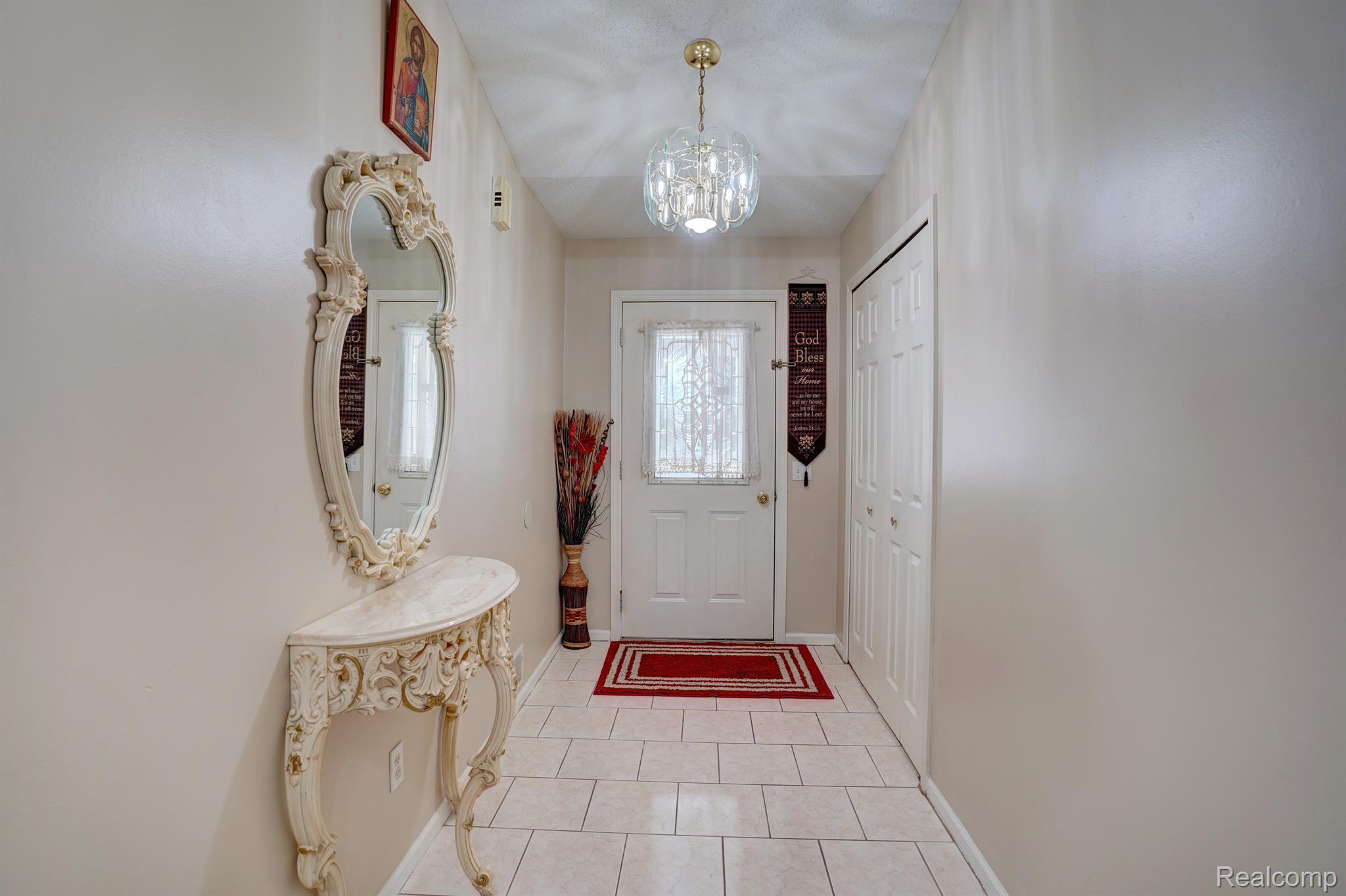 8210 Miller Road Swartz Creek, MI 48473 - Photo 5 of 40 Gallery Image 5
