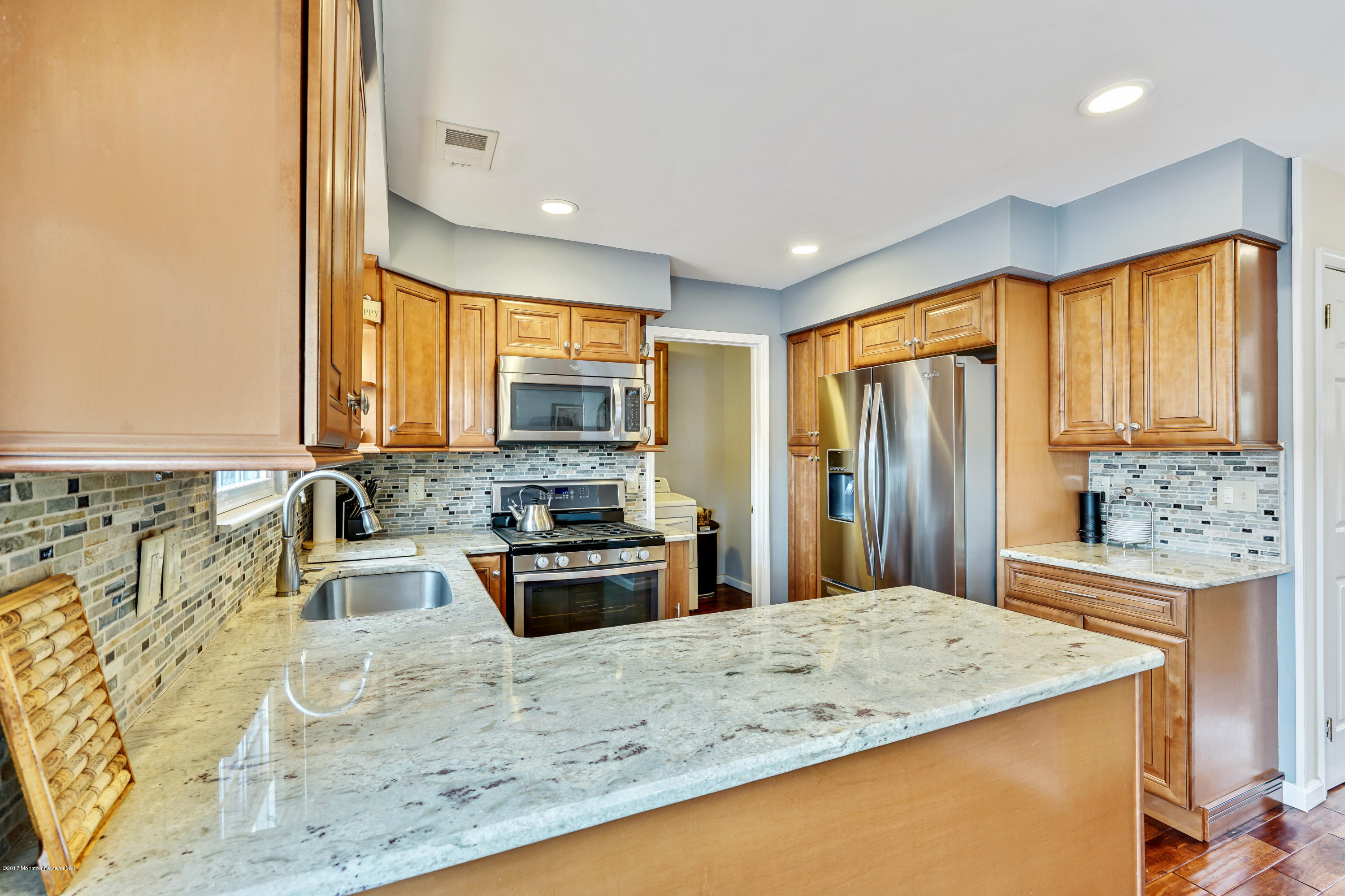 17 Shadow Ridge Court Howell, NJ 07731 - Photo 20 of 50 17 Shadow Ridge Ct Howell NJ-print-030-6