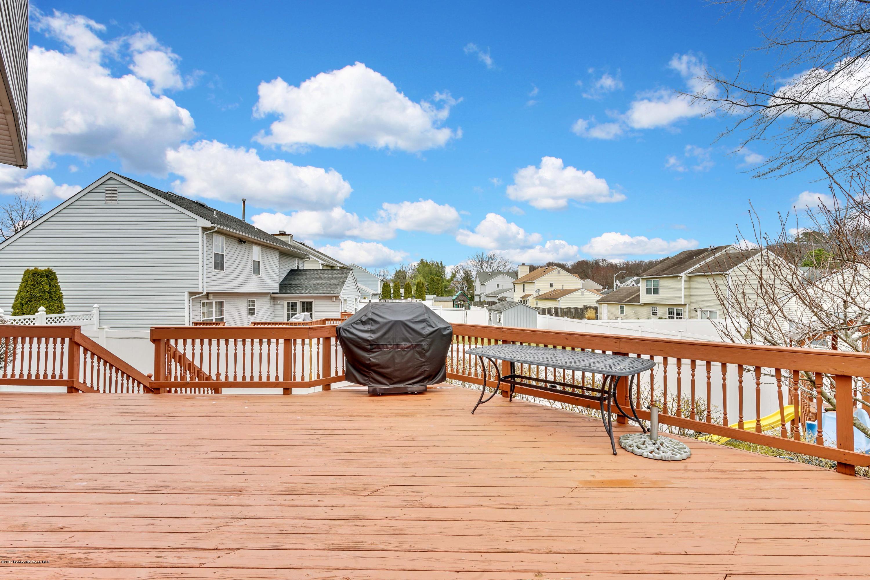 17 Shadow Ridge Court Howell, NJ 07731 - Photo 45 of 50 17 Shadow Ridge Ct Howell NJ-print-061-1
