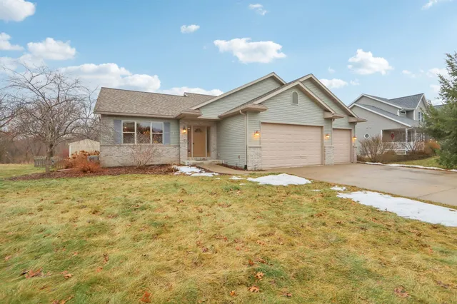 $524,900 | W10675 Wildenberg Drive, Lodi, WI 53555