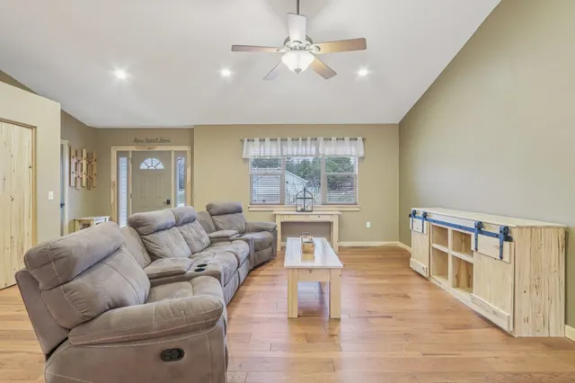 $524,900 | W10675 Wildenberg Drive, Lodi, WI 53555