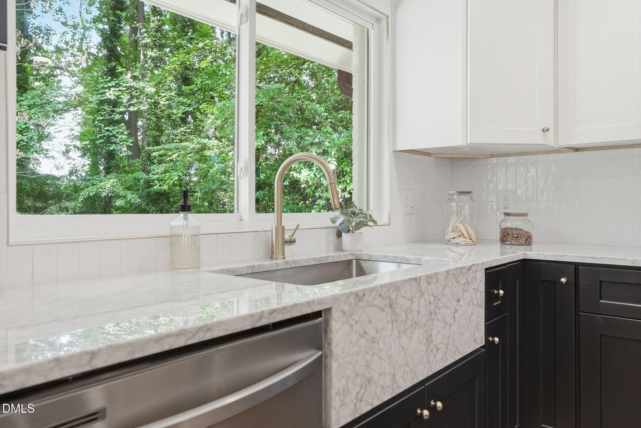 1810 Varnell Avenue Raleigh, NC 27612 - Photo 21 of 81 1810 Varnell Ave-30