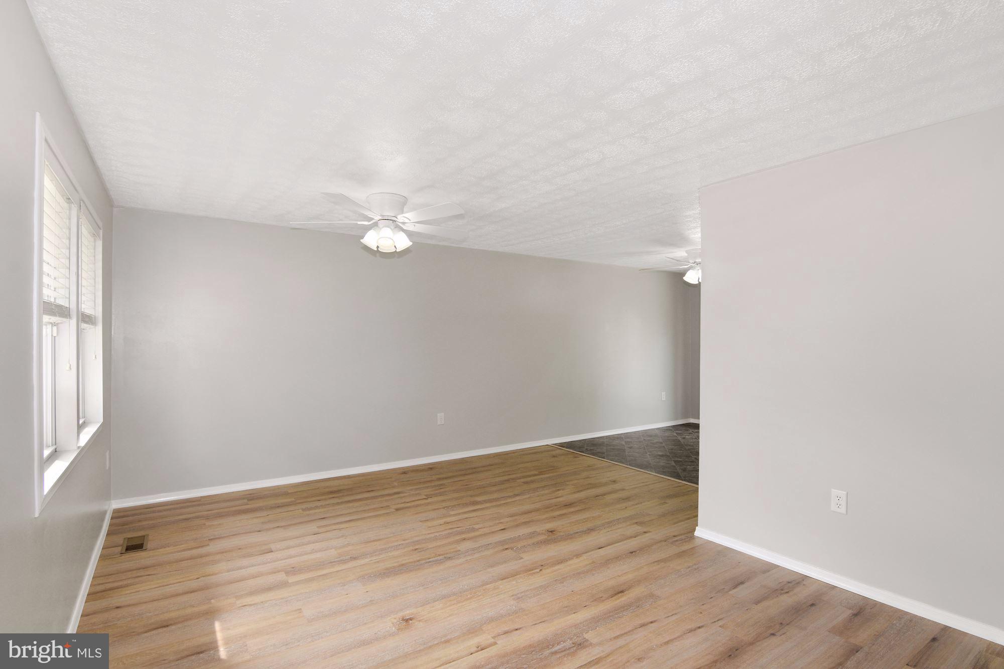 1829 Montreal Road Severn, MD 21144 - Photo 3 of 32