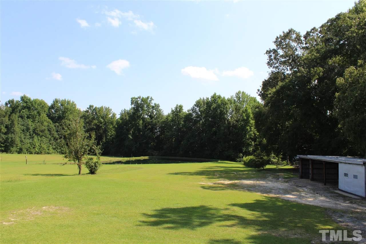 204 Railroad Road Benson, NC 27504 - Photo 3 of 17 Gallery Image 3