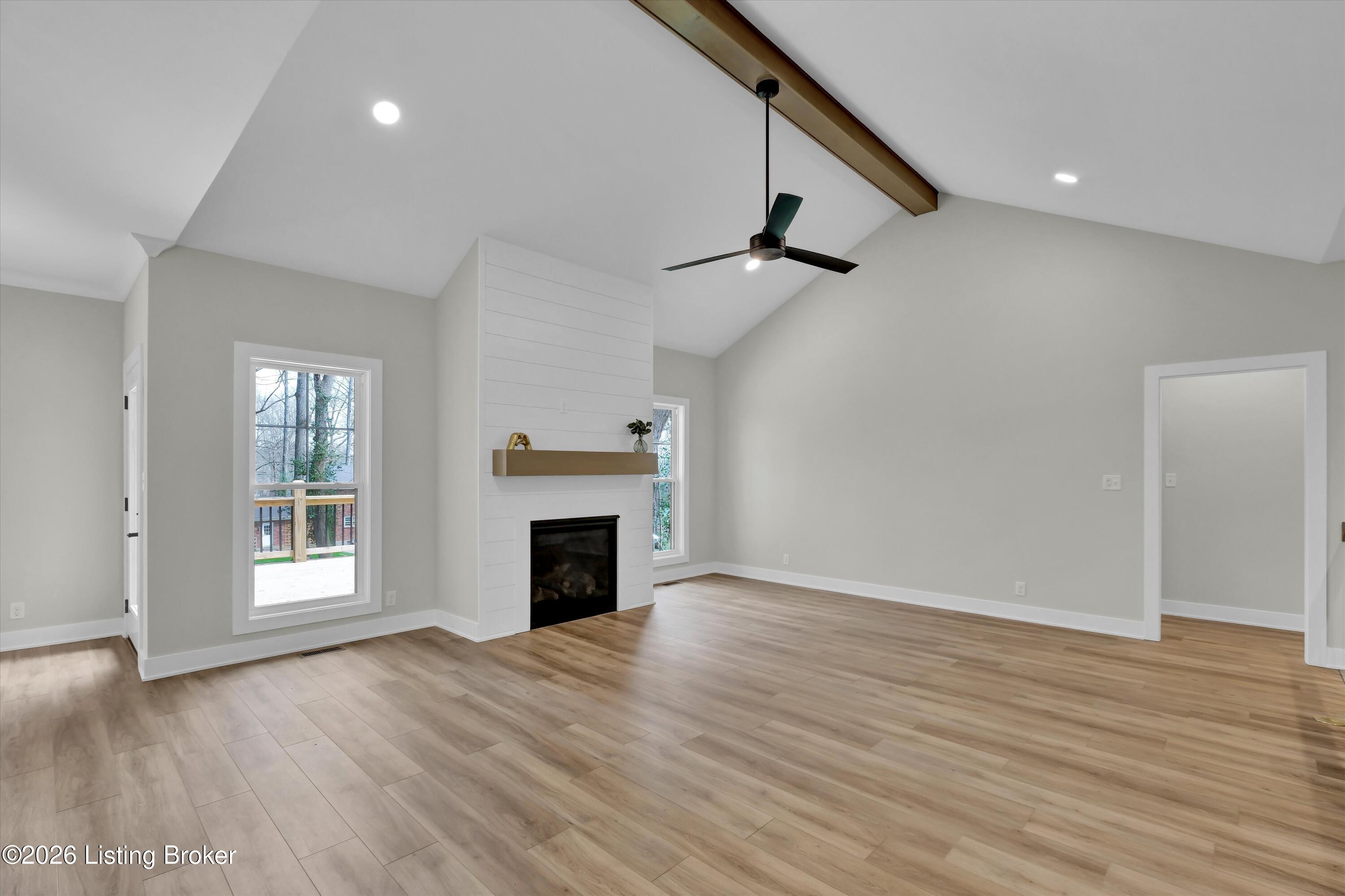 10-207 Cherry Hill Rd