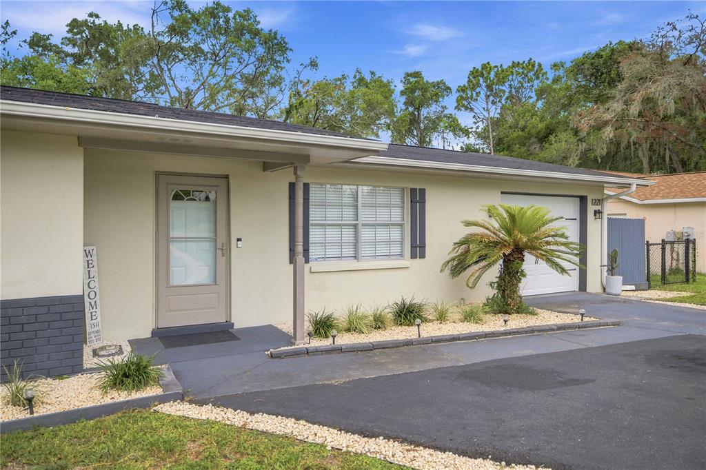 221 East Inverness Boulevard Inverness, FL 34452 - Photo 10 of 43