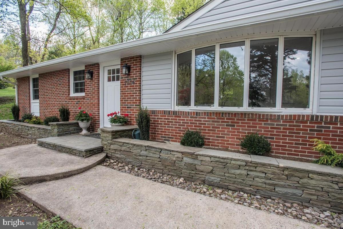 7504 Rockwood Road Frederick, MD 21702 - Photo 6 of 57 Gallery Image 6