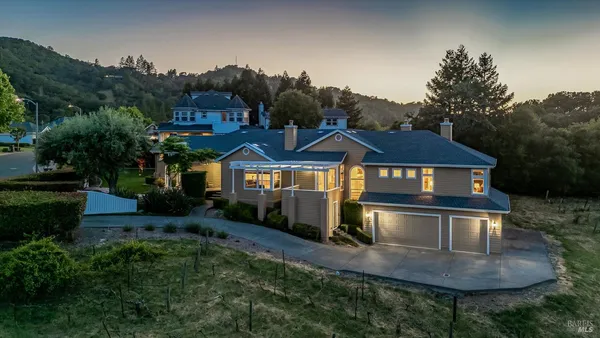 $2,095,000 | 4548 Fable Court, Santa Rosa, CA 95404