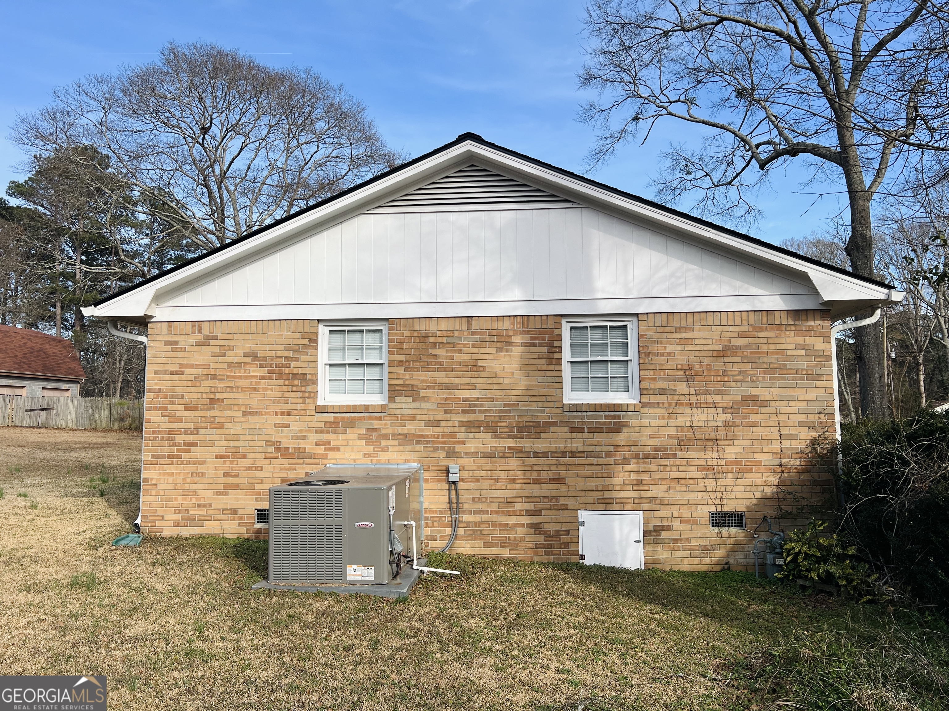 211 Clark Road Griffin, GA 30224 - Photo 18 of 25 a front view of a house with a yard