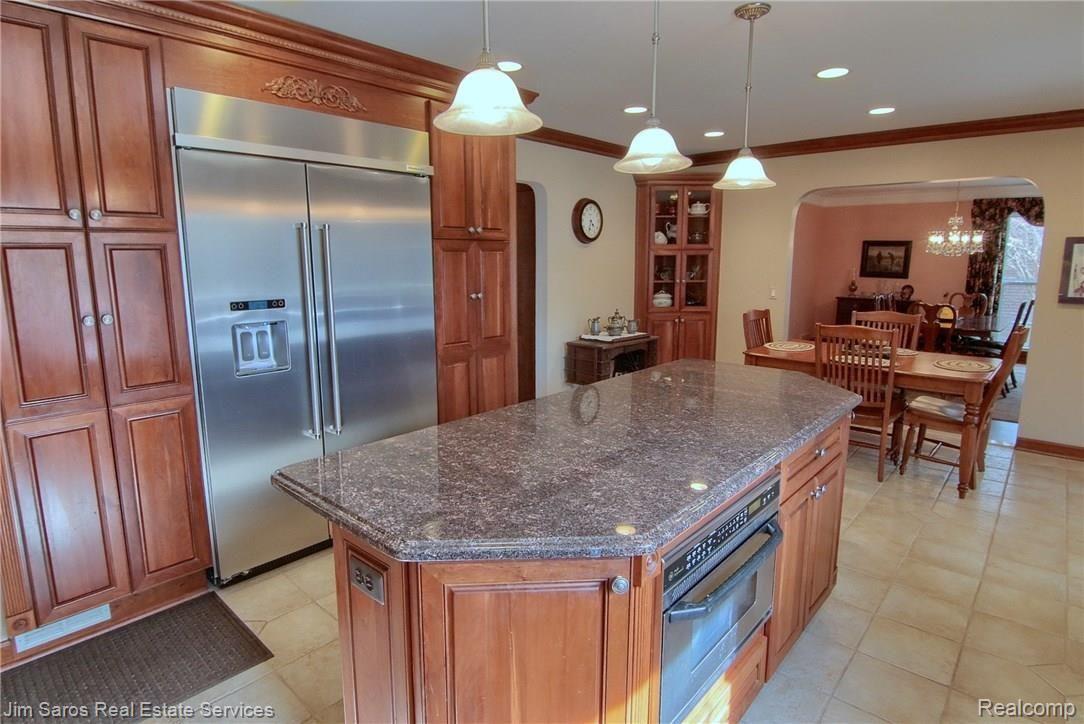 765 Middlesex Road Grosse Pointe, MI 48230 - Photo 7 of 38 Kitchen_3rd_View.jpg