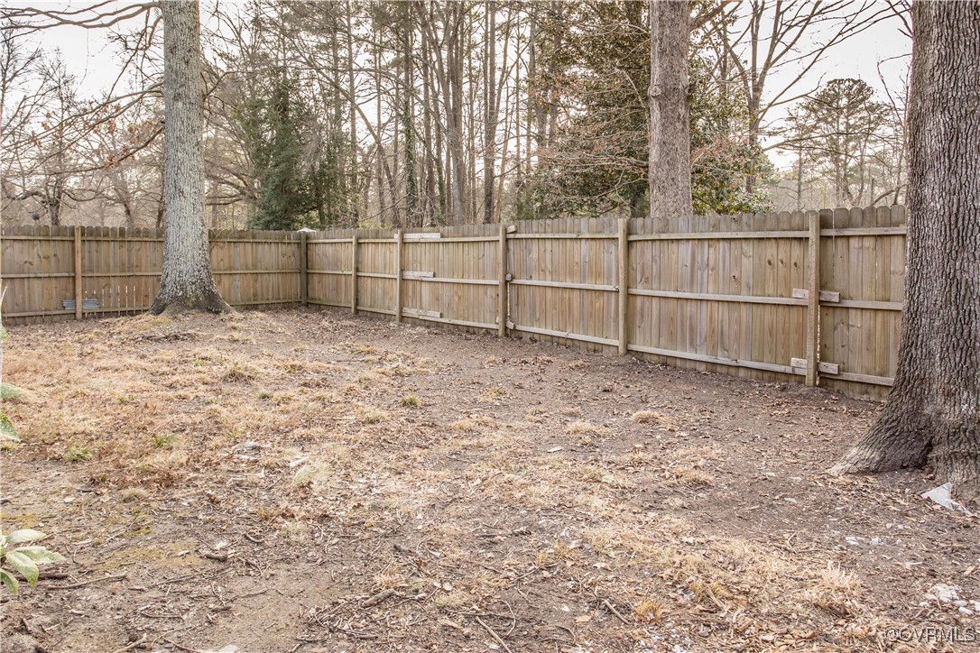 2918 Rolyart Road Petersburg, VA 23805 - Photo 4 of 27 Gallery Image 4