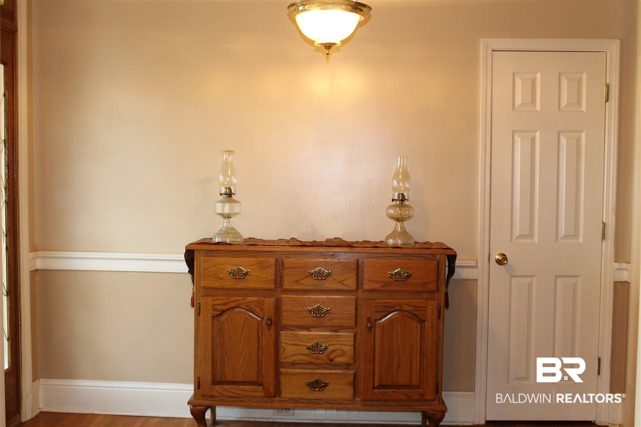 1035 Wakefield Drive West Mobile, AL 36695 - Photo 2 of 24