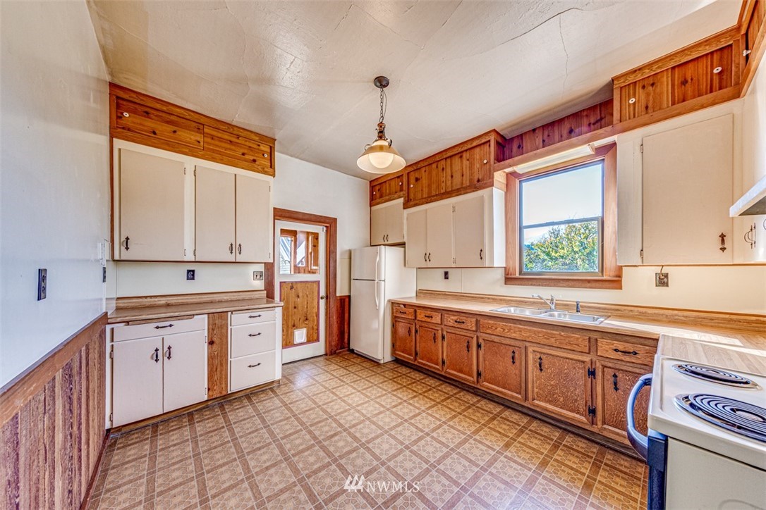3863 Blue Mountain Road Port Angeles, WA 98362 - Photo 17 of 40 Gallery Image 17