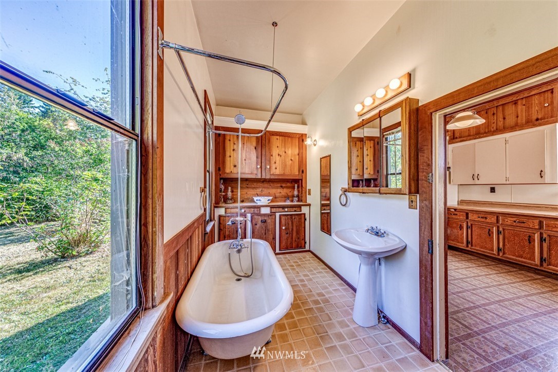 3863 Blue Mountain Road Port Angeles, WA 98362 - Photo 19 of 40 Gallery Image 19