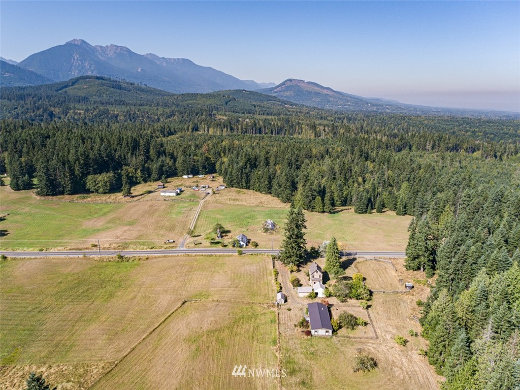 3863 Blue Mountain Road Port Angeles, WA 98362 - Photo 3 of 40 Gallery Image 3
