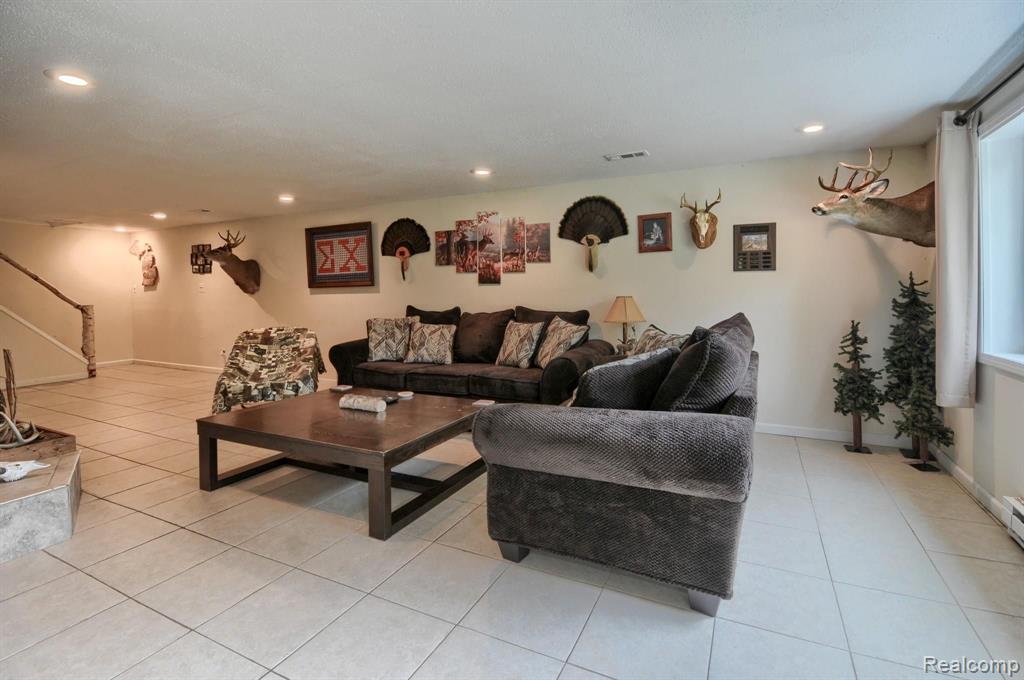4633 Baldwin Road Metamora, MI 48455 - Photo 36 of 62