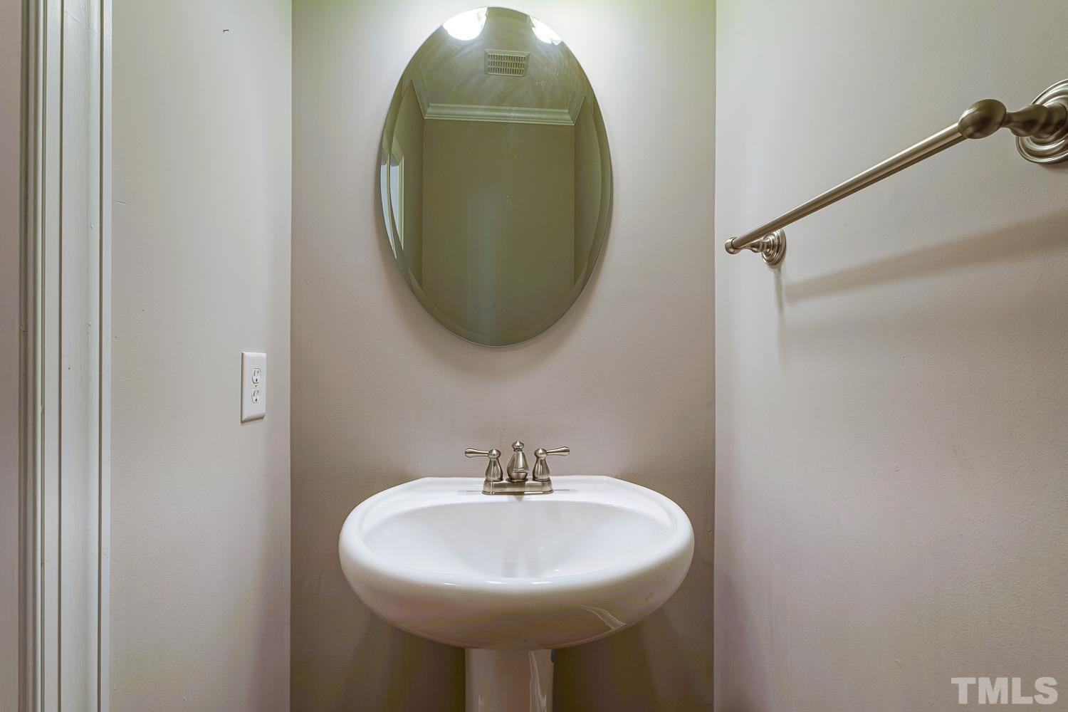2822 Pickett Road, Unit 159 Durham, NC 27705 - Photo 19 of 39 Gallery Image 19