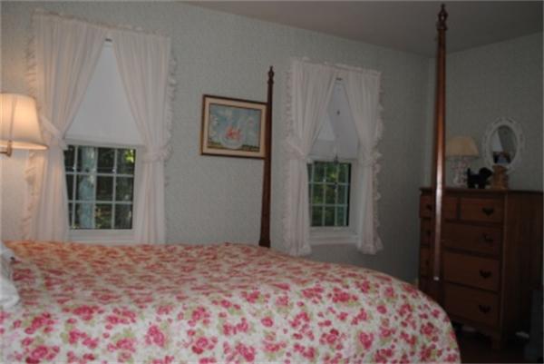 36 Ledge Road Sudbury, MA 01776 - Photo 7 of 8 Gallery Image 7