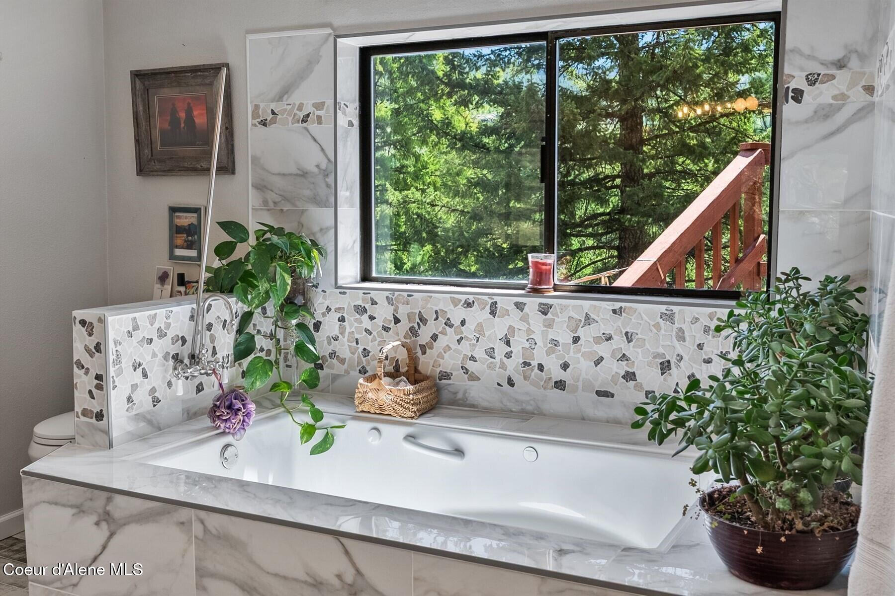 4057 Jewel Lake Road Sagle, ID 83860 - Photo 17 of 52 New Tiling